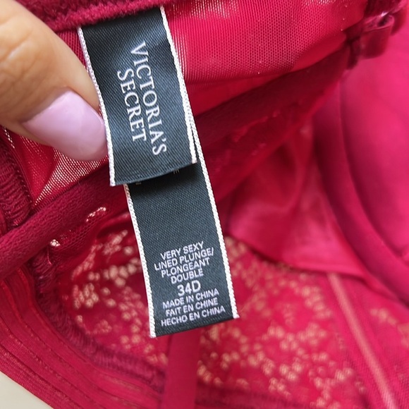 Victoria's Secret Red Plunge Lace Cutout Demi Very Sexy Red Longline Bra 34D - Picture 3 of 5
